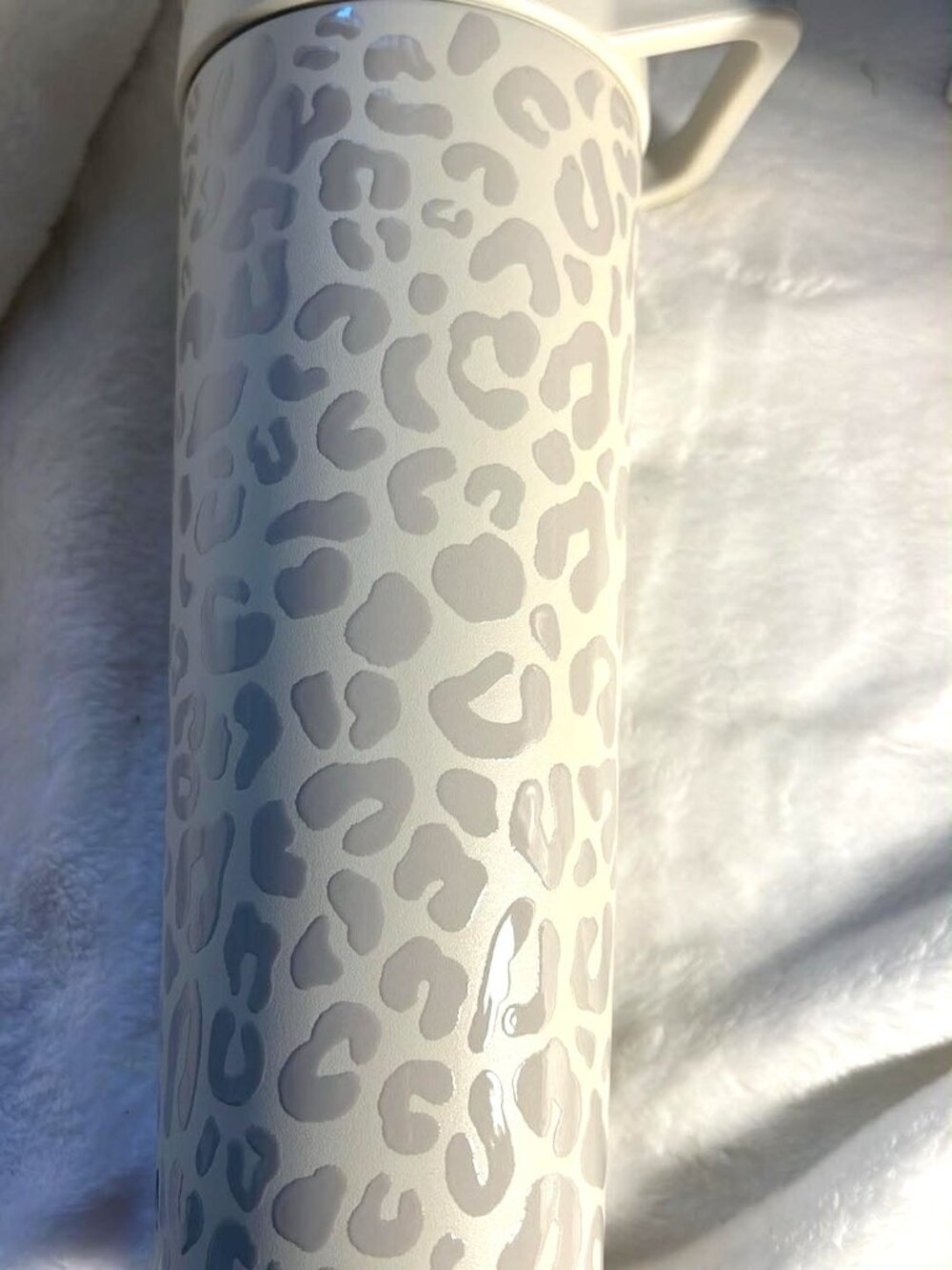 Simple Modern Rally 24oz Protein Shaker – White Leopard – New in Box